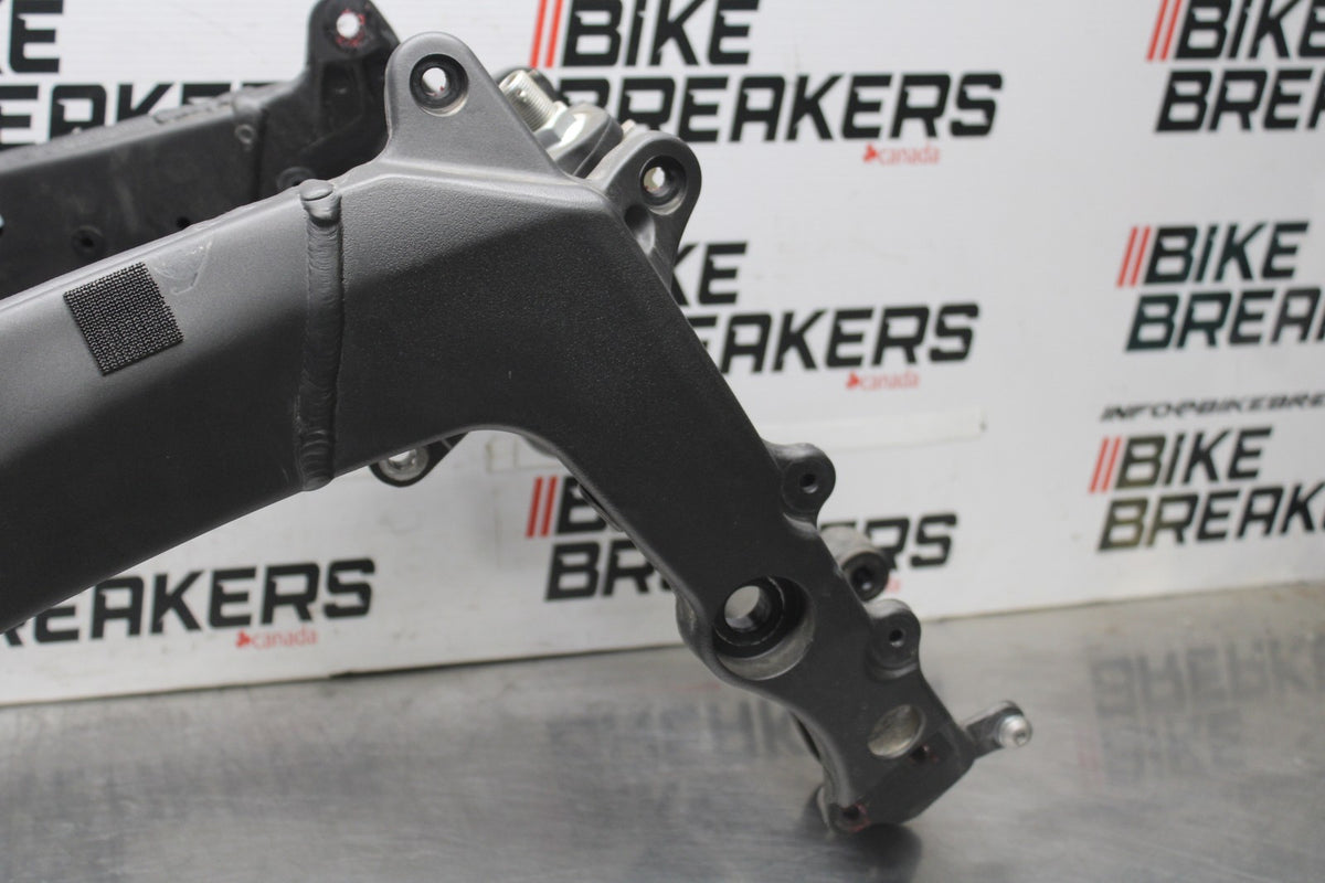 24-25 KAWASAKI NINJA ZX6R FRAME CHASSIS BB939