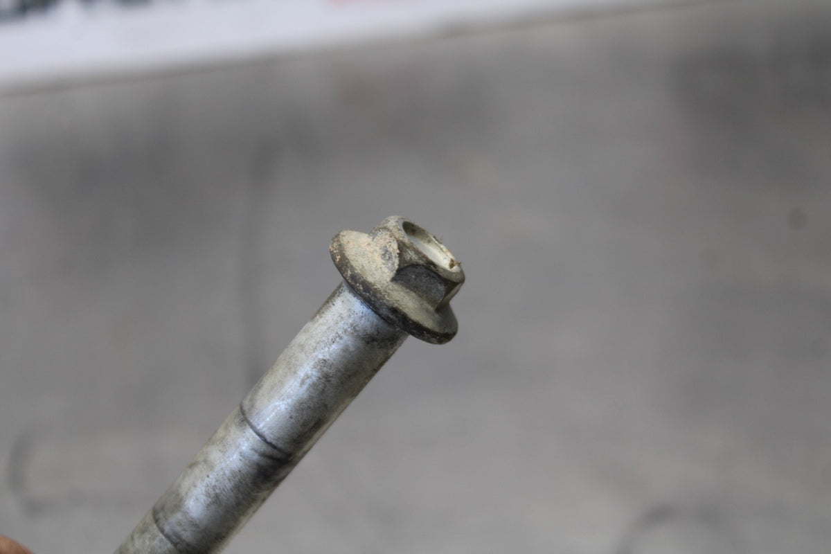 06 KAWASAKI KLR650 FRONT WHEEL RIM AXLE PIVOT BOLT BB919