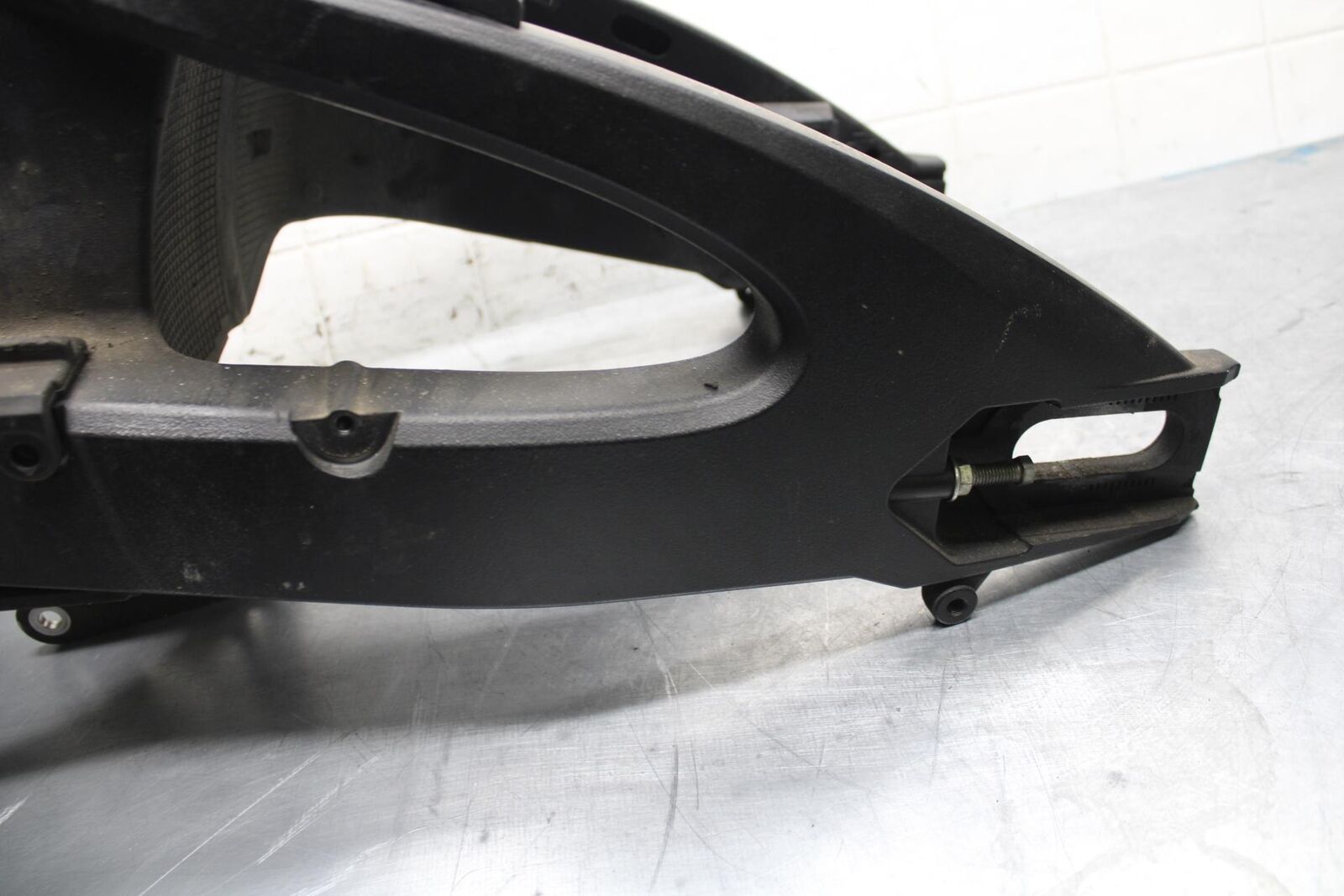 11-21 SUZUKI GSXR750 REAR SWINGARM BACK SUSPENSION SWING ARM BB486