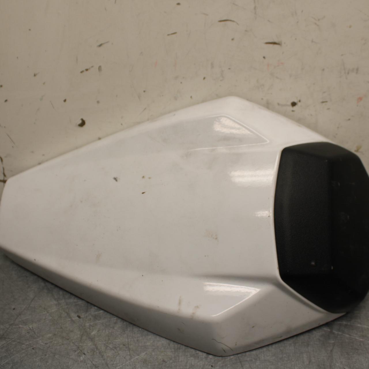 21 KAWASAKI NINJA ZX6R REAR BACK SEAT SOLO COWL FAIRING COVER  BB647