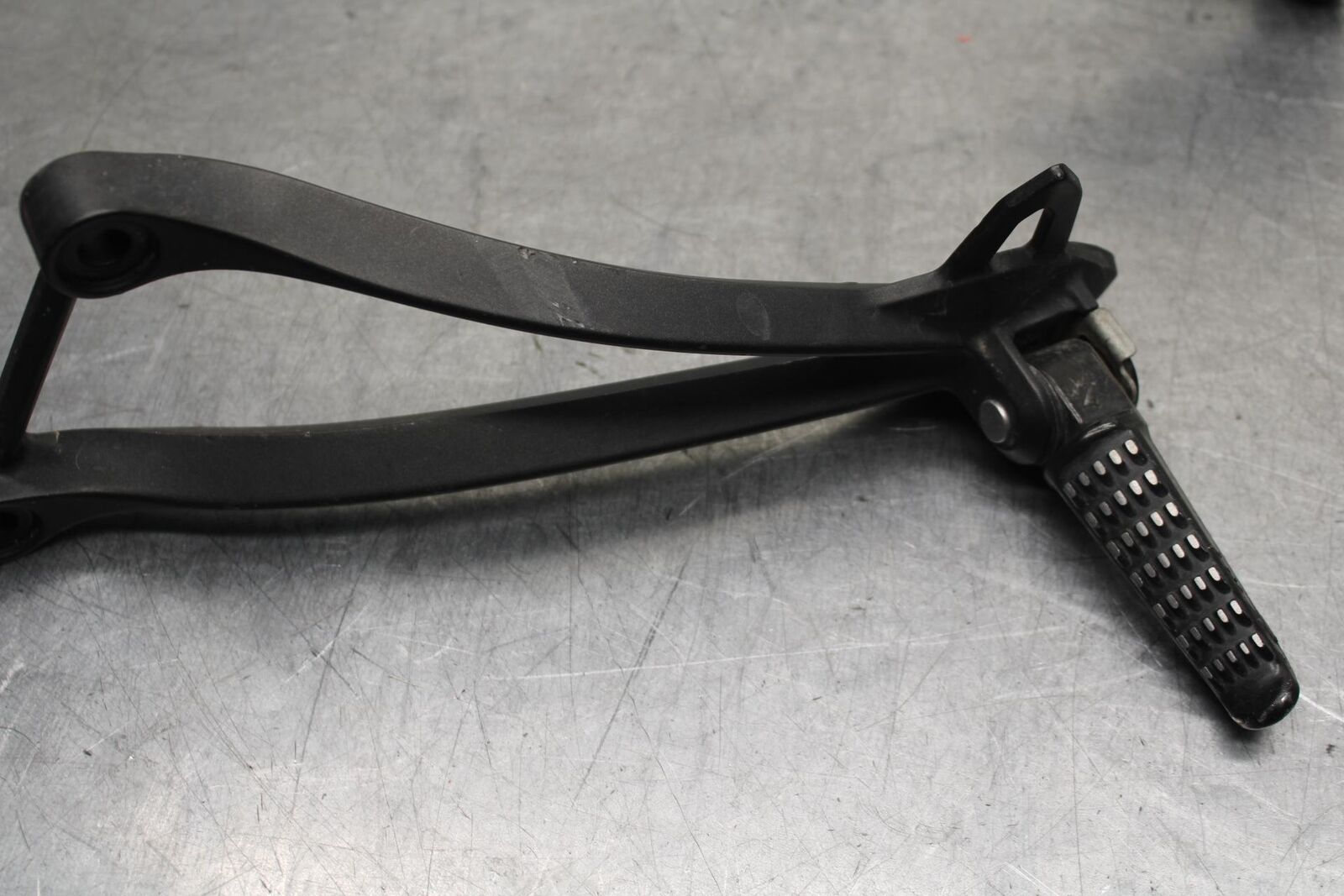 09-12 KAWASAKI NINJA ZX6R REAR FOOT RESTS PEGS STEPS SET PAIR BB640