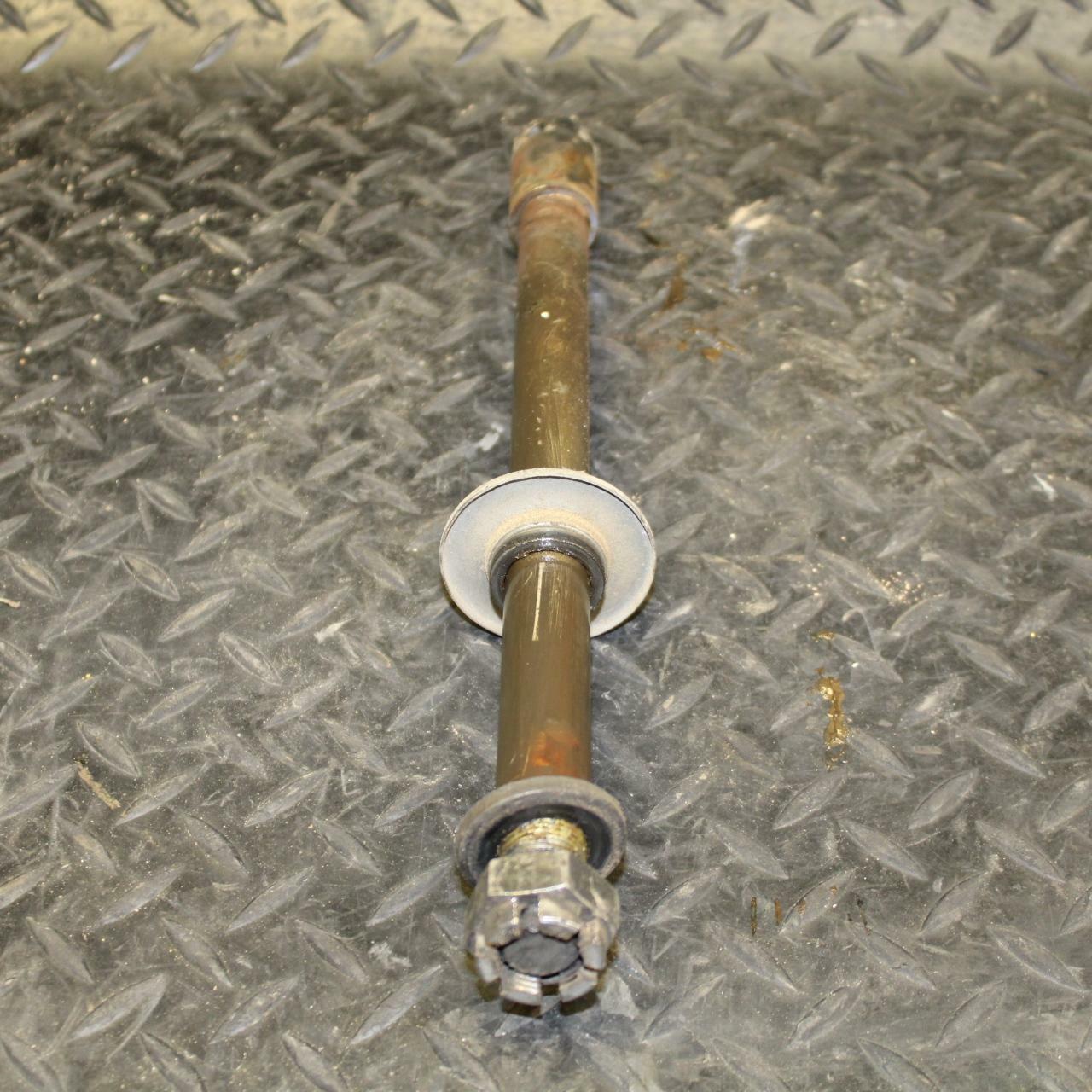 80-81 YAMAHA XS1100 SPECIAL REAR AXLE BACK WHEEL RIM PIVOT BOLT AXEL BB174
