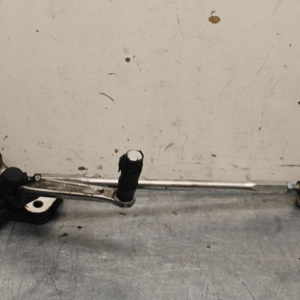 06-07 SUZUKI GSXR750 SHIFTER LINKAGE SHIFT LINK PEDAL  BB613