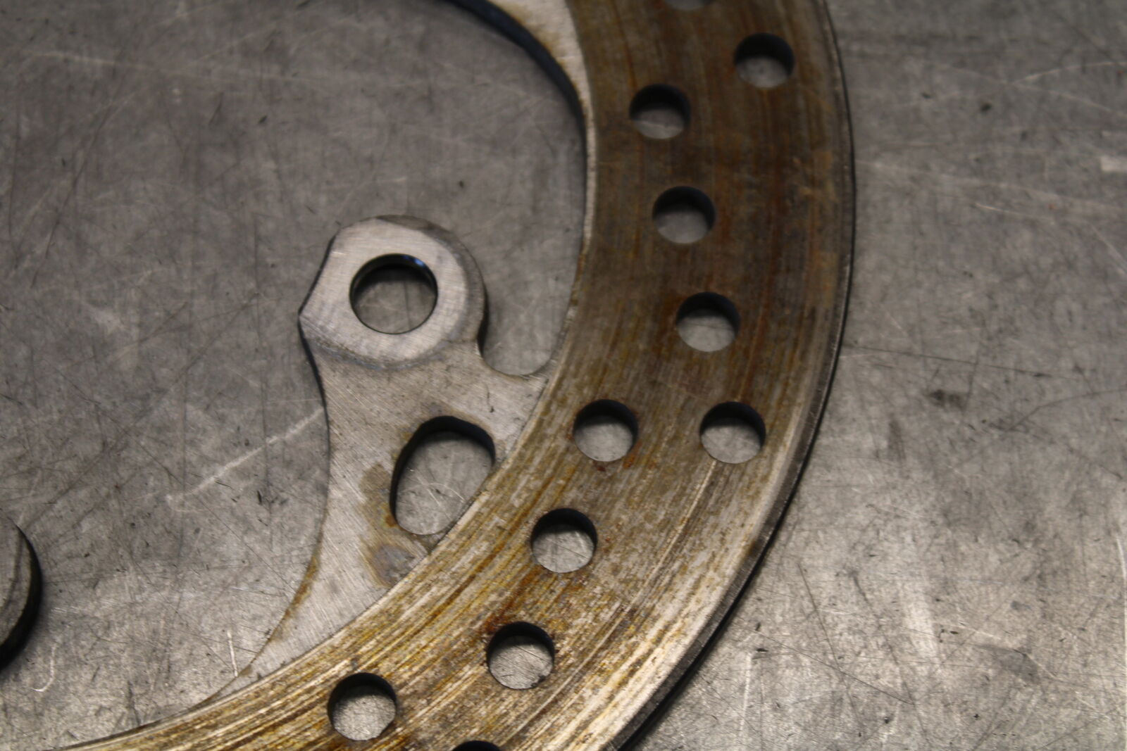 11-24 SUZUKI GSXR750 REAR ROTOR BACK BRAKE DISC BB687