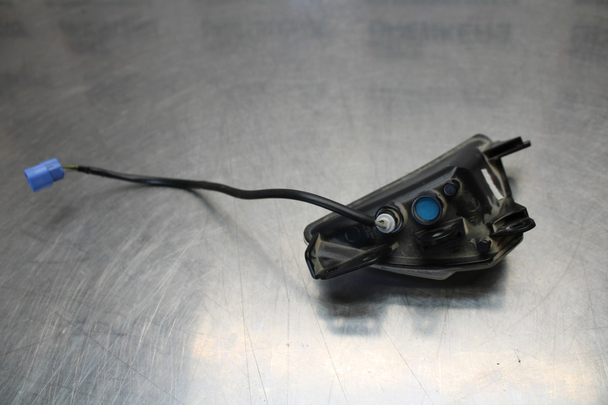 24-25 KAWASAKI NINJA ZX4R RIGHT FRONT TURN SIGNAL LIGHT INDICATOR BB174