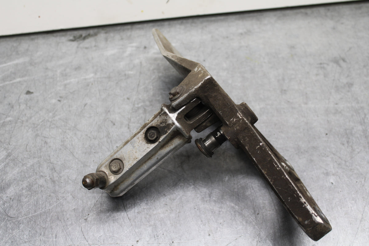 95-98 HONDA CBR600F3 LEFT REARSET REAR SET DRIVER FOOT PEG REST STOP BB122