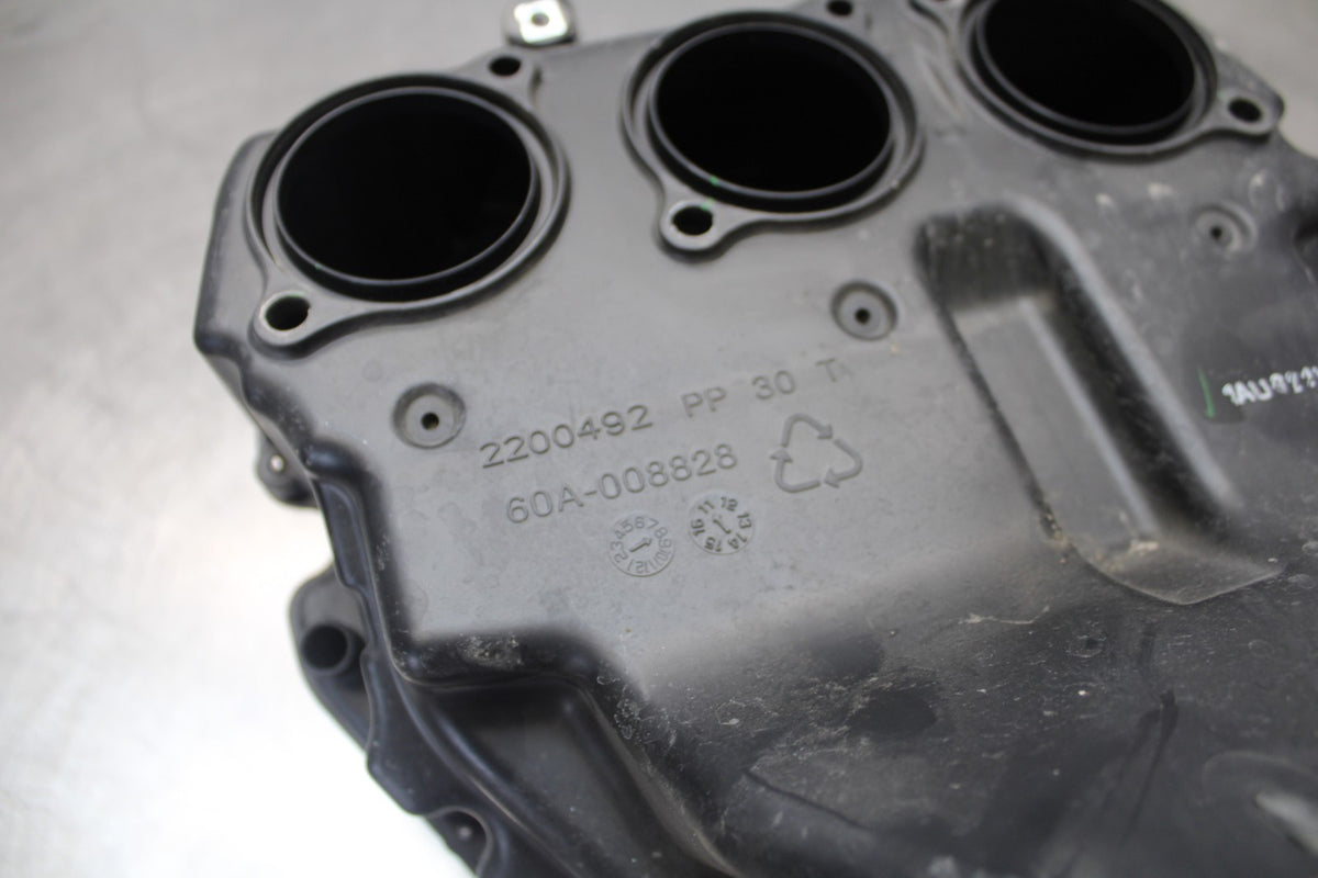 12 TRIUMPH STREET TRIPLE R AIRBOX AIR INTAKE FILTER BOX BB914