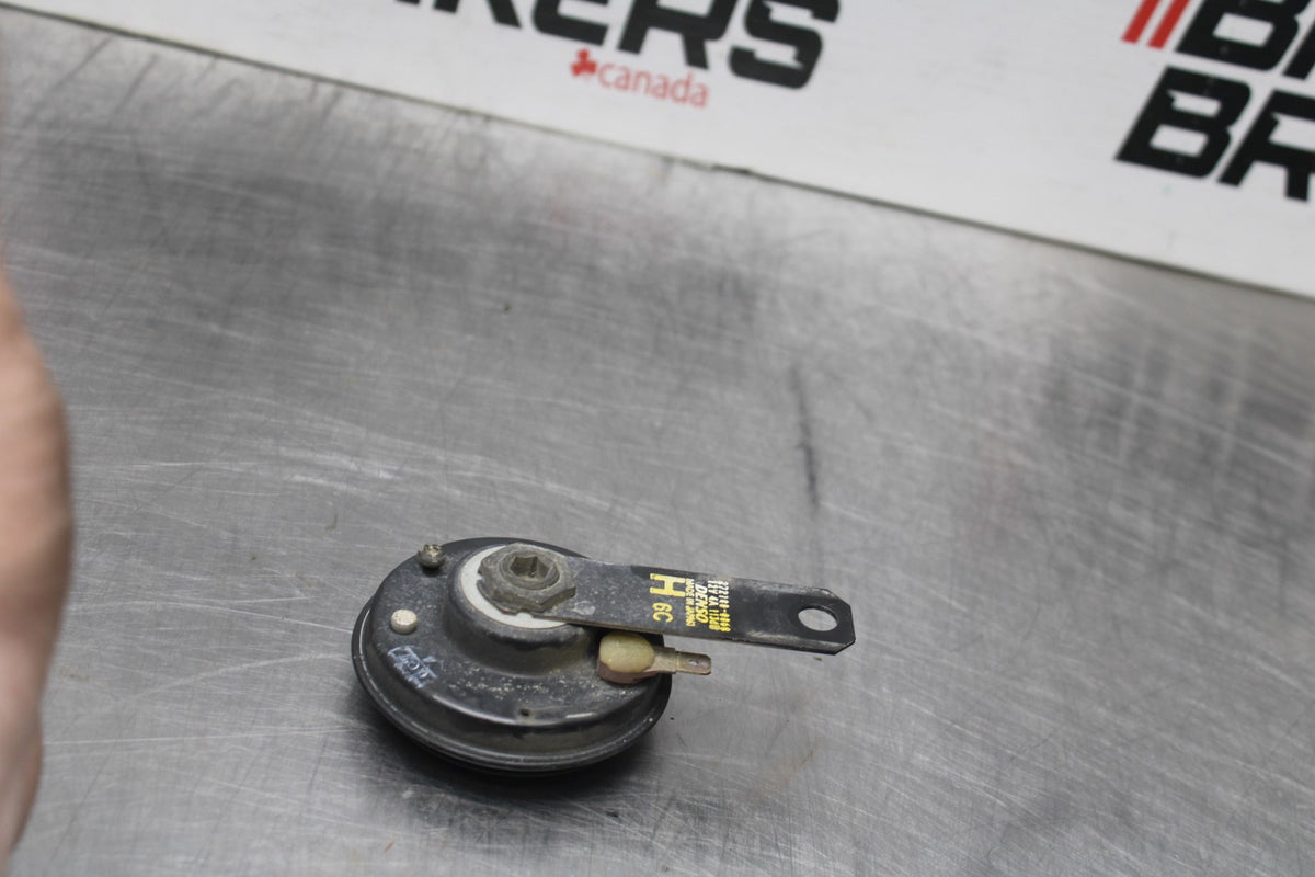 02 DUCATI MONSTER 620 HORN SIGNALBB851