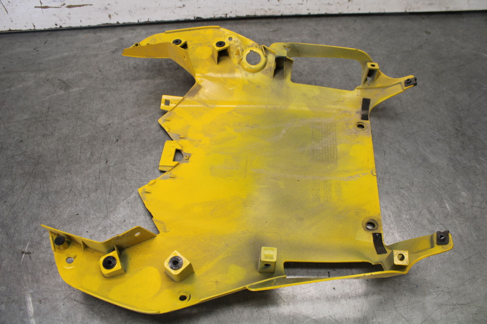 08-16 YAMAHA YZF R6 REAR BACK TAIL UNDERTAIL FAIRING COWL FENDER OEM BB665