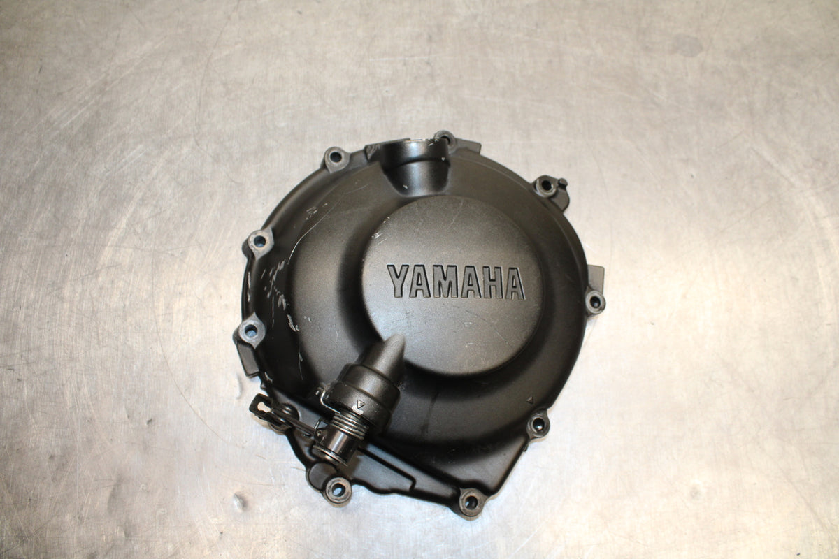 03-05 YAMAHA YZF R6  CLUTCH SIDE ENGINE MOTOR COVER BB132