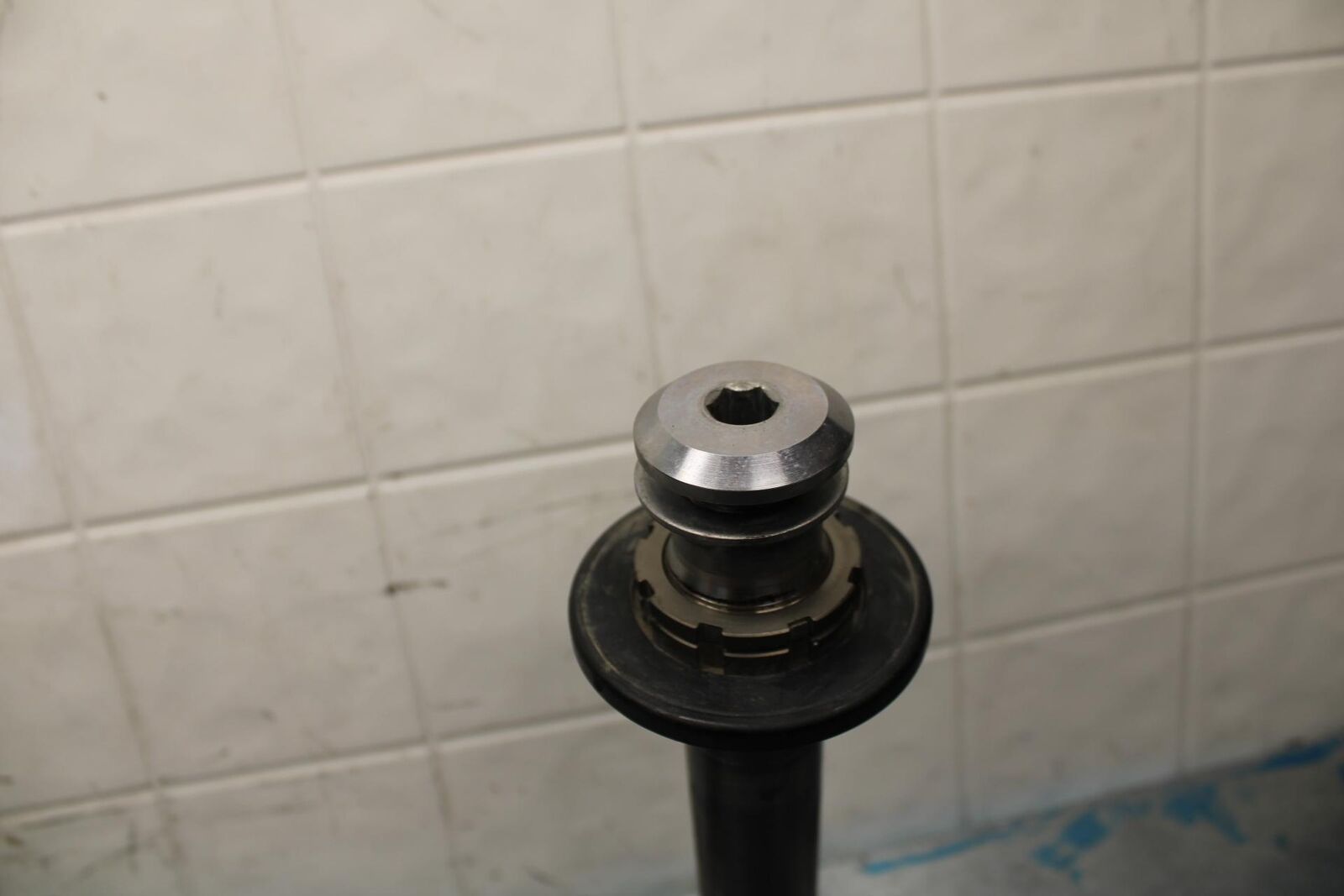 07-08 KAWASAKI CONCOURS 1400 ABS FRONT FORKS CLAMP LOWER TRIPLE TREE STEM BB449