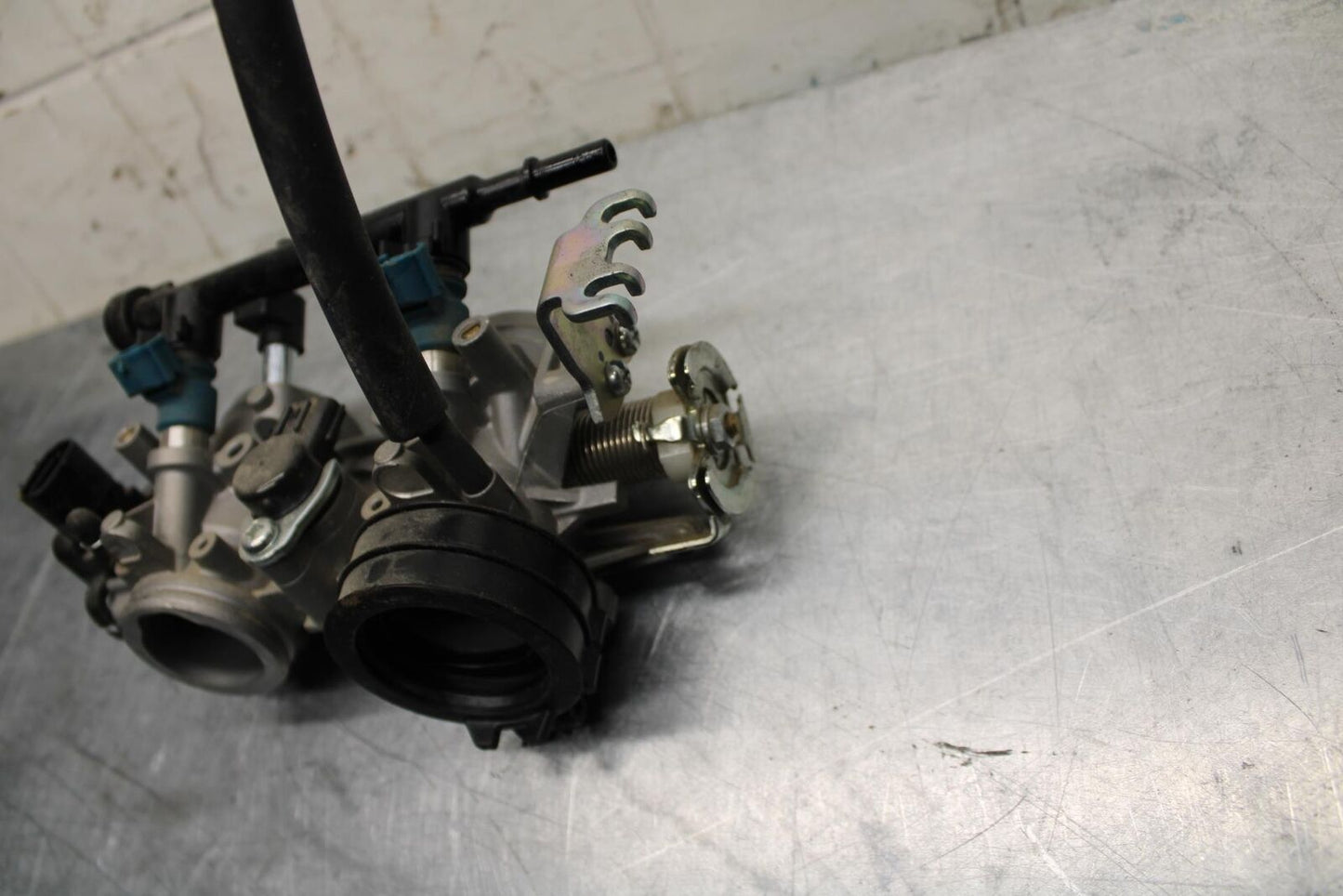 18-20 YAMAHA MT-07  MT-07 ABS MAIN FUEL INJECTORS / THROTTLE BODIES BB454