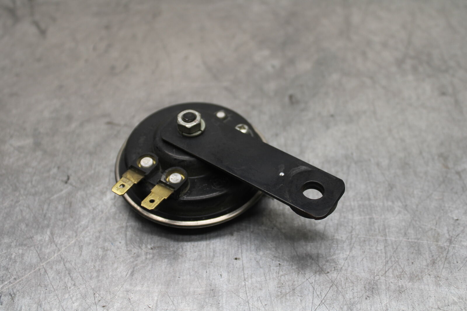 15-16 HONDA CB300F HORN SIGNAL BB740