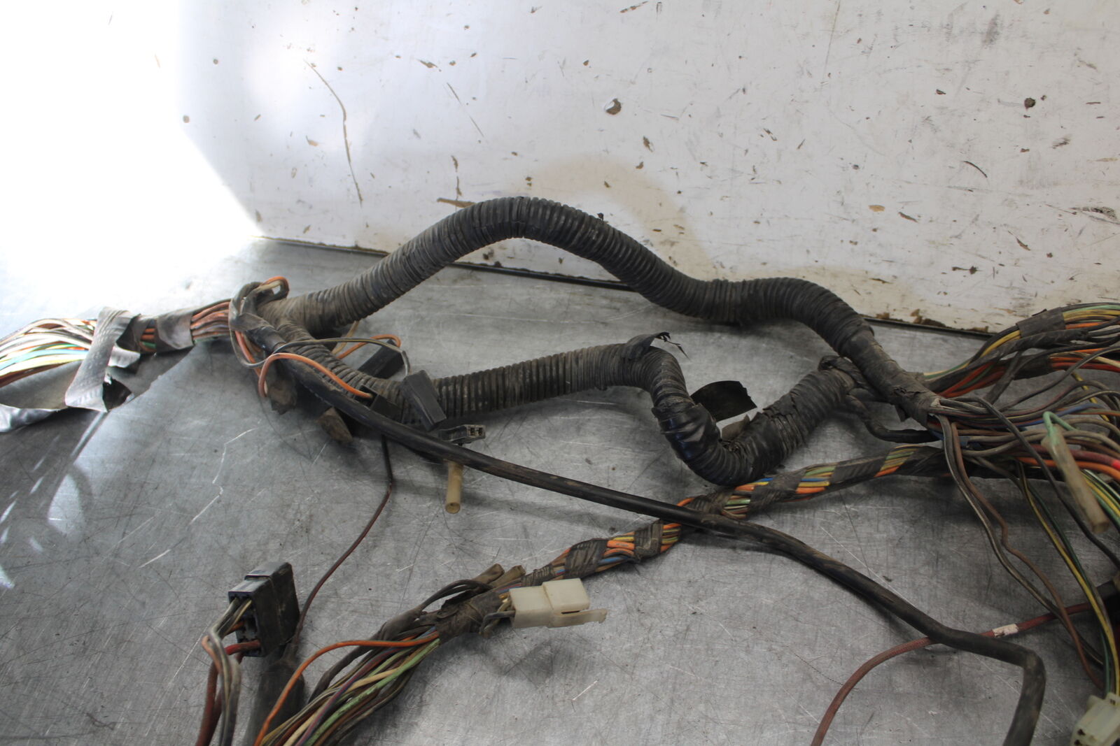85-86 SUZUKI MADURA 1200 MAIN ENGINE WIRING HARNESS MOTOR WIRE LOOM BB691