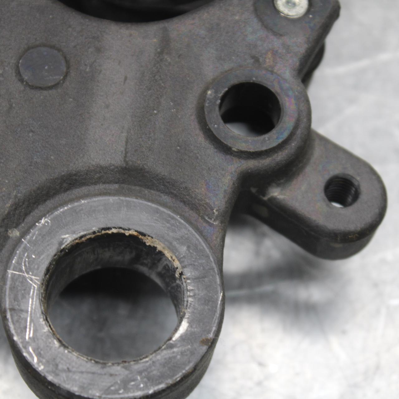 21 KAWASAKI NINJA ZX6R REAR BACK BRAKE CALIPER W MOUNT BRACKET  BB647