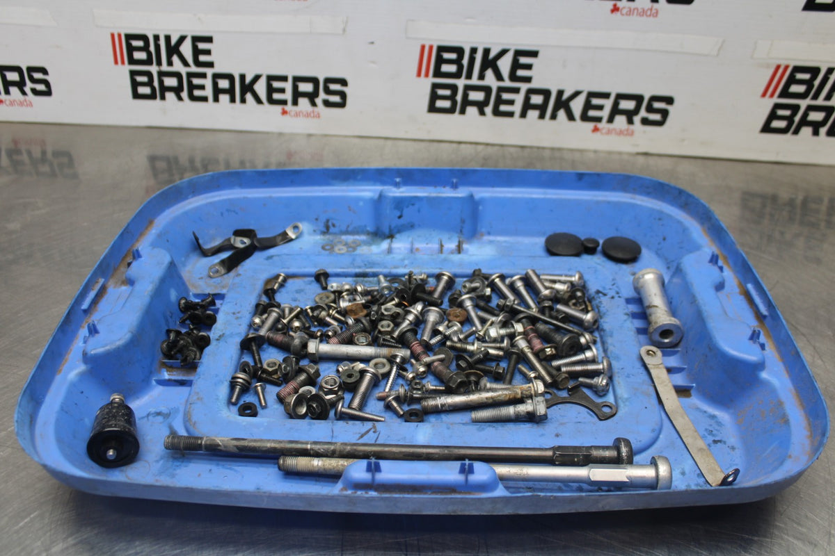 08 KAWASAKI NINJA ZX10R MOUNTING BOLTS HARDWARE SCREWS BB902