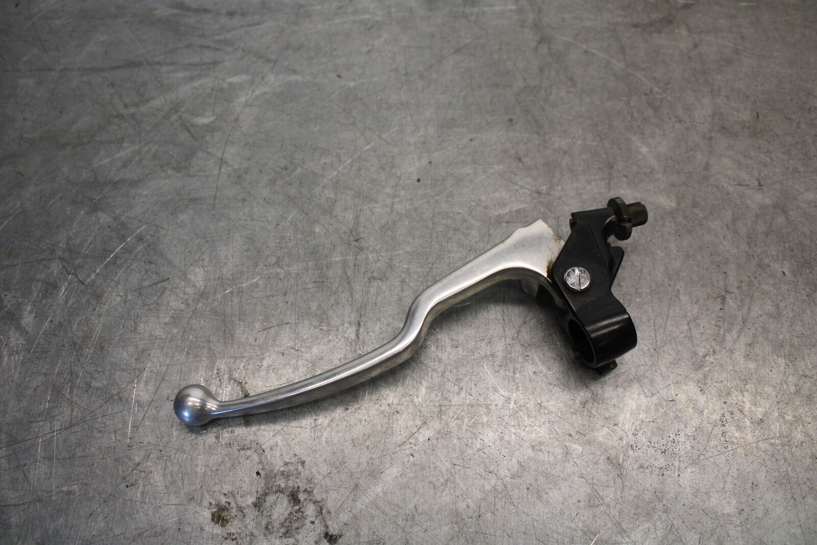 05-06 HONDA CBR600RR CLUTCH PERCH MOUNT WITH LEVER  BB655