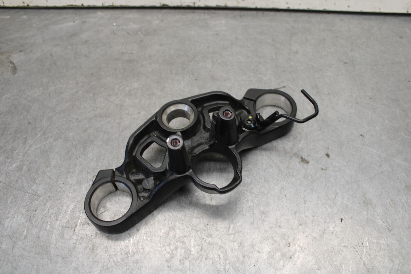 18-23 KAWASAKI NINJA 400 FORKS UPPER TRIPLE TREE CLAMP BB660