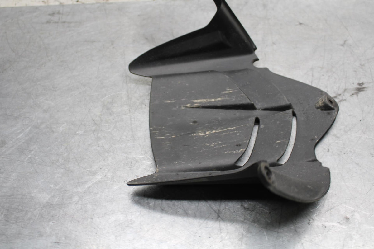 2009 Kawasaki Ninja ZX6R ZX600R REAR  WHEEL TIRE HUGGER FENDER  BB548