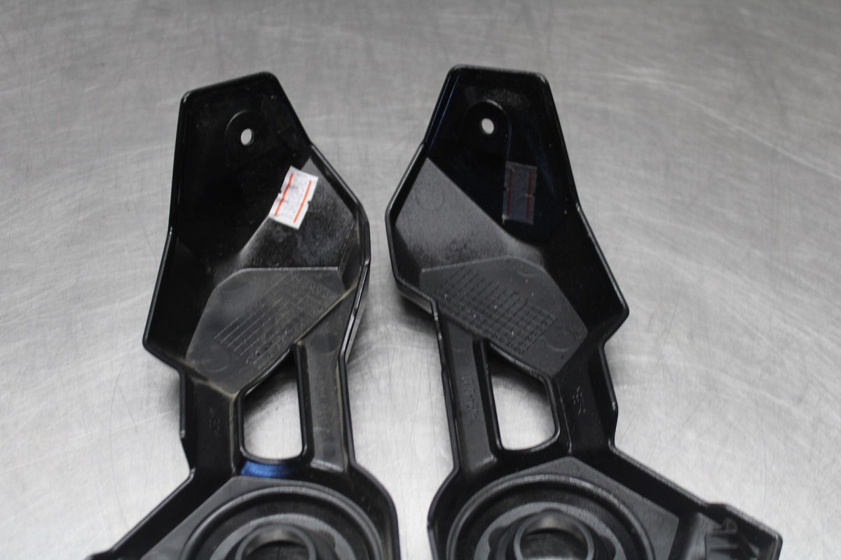 25 KAWASAKI Z900 RIGHT LEFT FRAME LOWER SIDE COVERS COWLS PANELS TRIM BB928