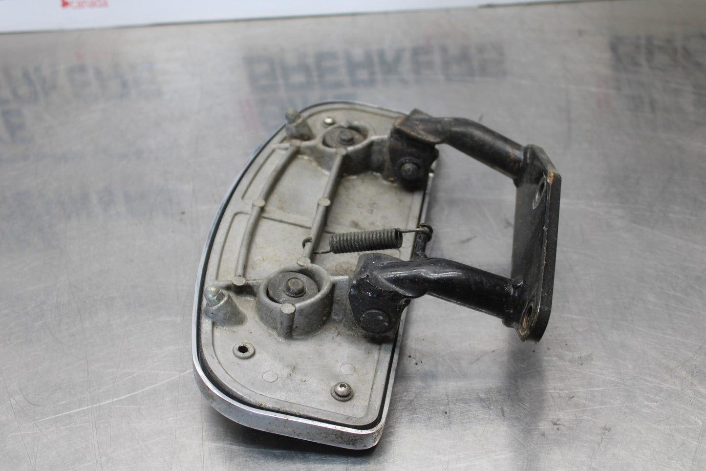 03-08 KAWASAKI VULCAN 1600 LEFT FRONT FOOT REST PEG STEP BB196