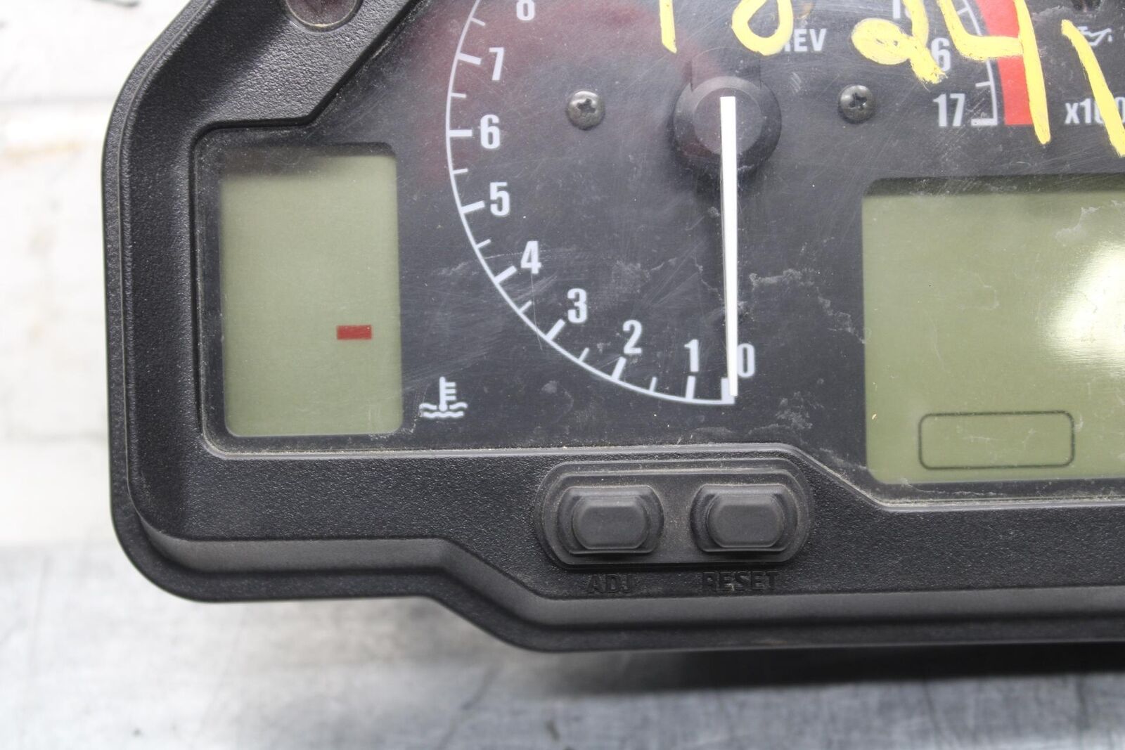 2006 Honda CBR600RR SPEEDO TACH GAUGES DISPLAY CLUSTER SPEEDOMETER  BB63
