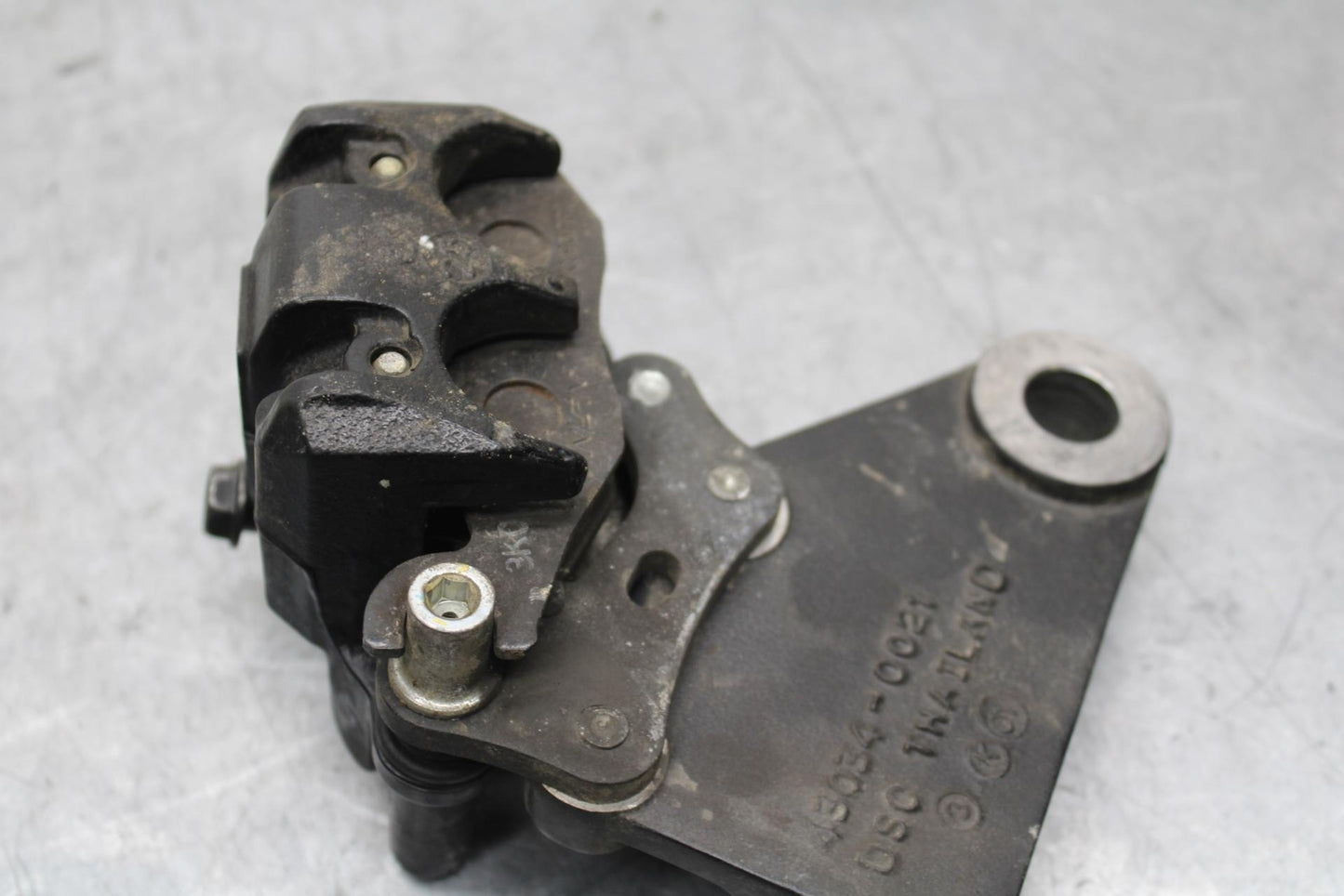 2015 Kawasaki Ninja 300 EX300B ABS REAR BACK BRAKE CALIPER 43080-0151-25S BB61