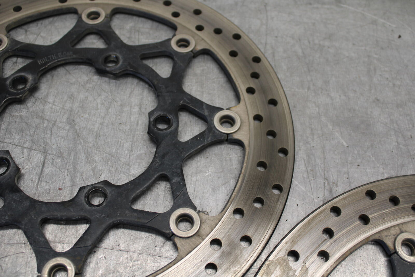 06-07 SUZUKI GSXR 600 FRONT LEFT RIGHT BRAKE ROTORS DISCS BB243