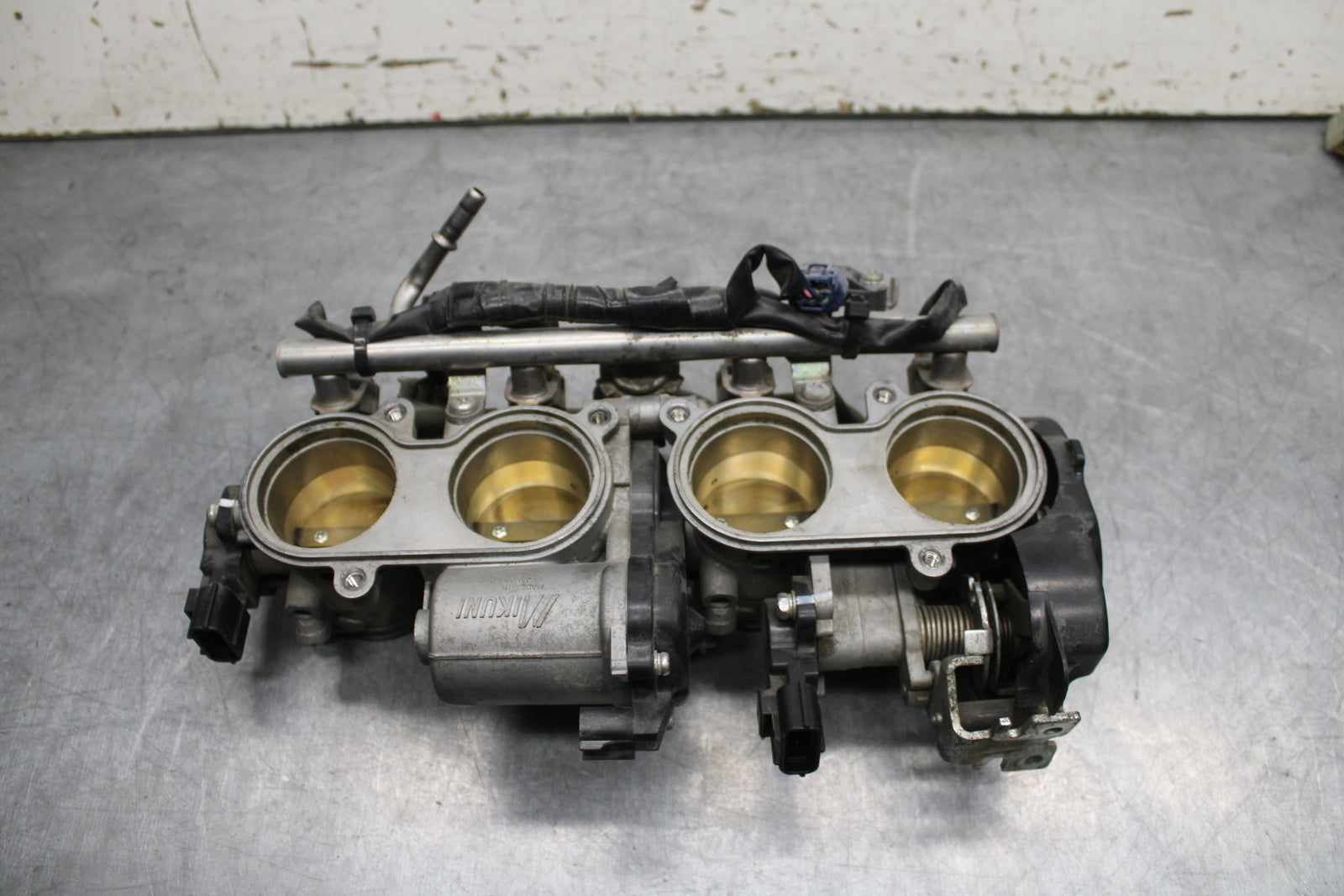 07-08 YAMAHA YZF R1 MAIN FUEL INJECTORS / THROTTLE BODIES BB724