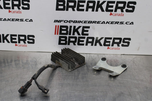 08-10 SUZUKI GSXR 600 RECTIFIER VOLTAGE REGULATOR BB765