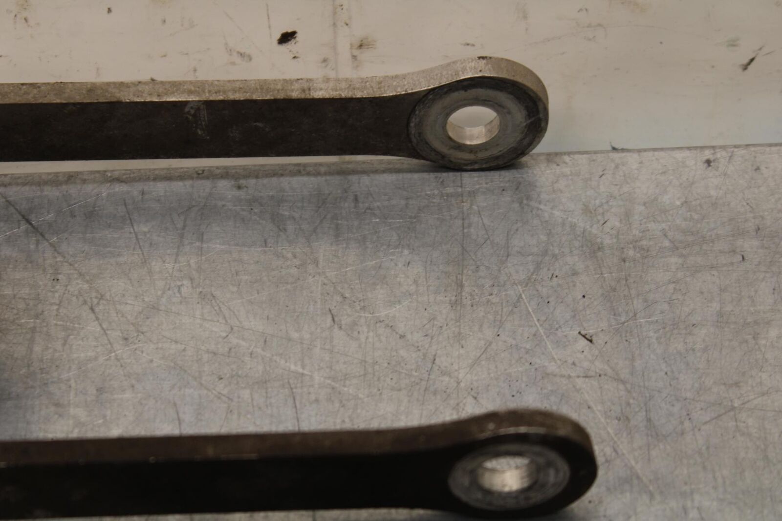 2011 Kawasaki Ninja ZX6R ZX600R REAR DOGBONE SHOCK LINKAGE LINK 39007-0006 BB587