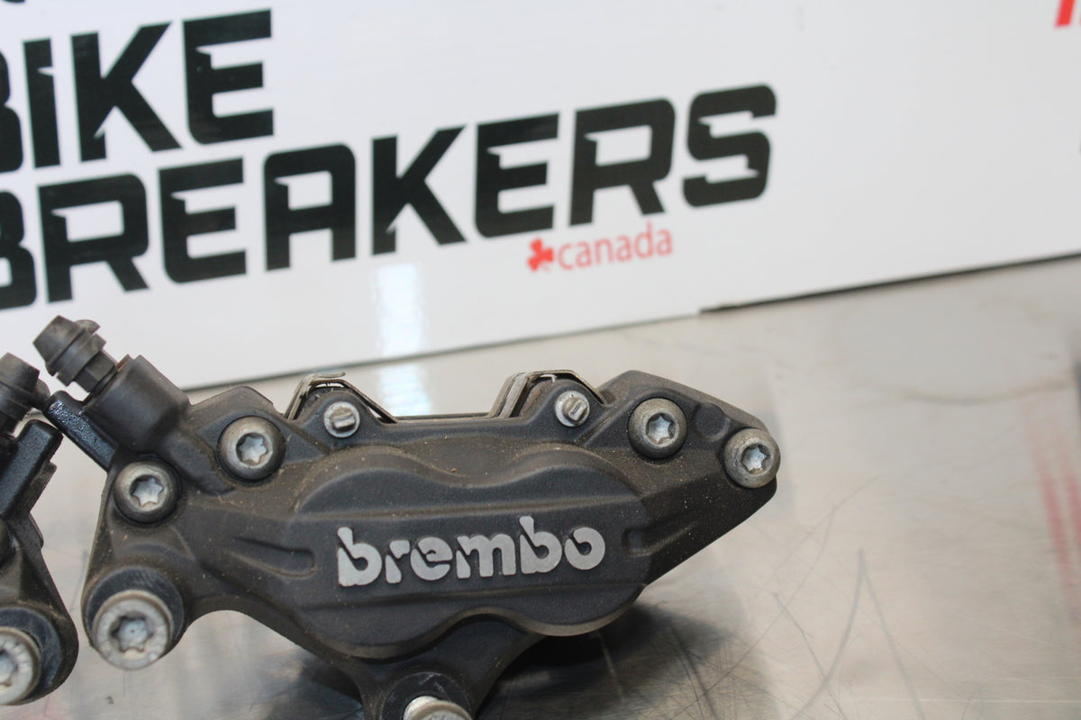 06-12 BMW F800ST RIGHT LEFT FRONT BRAKE CALIPER SET PAIR CALIPERS BB144