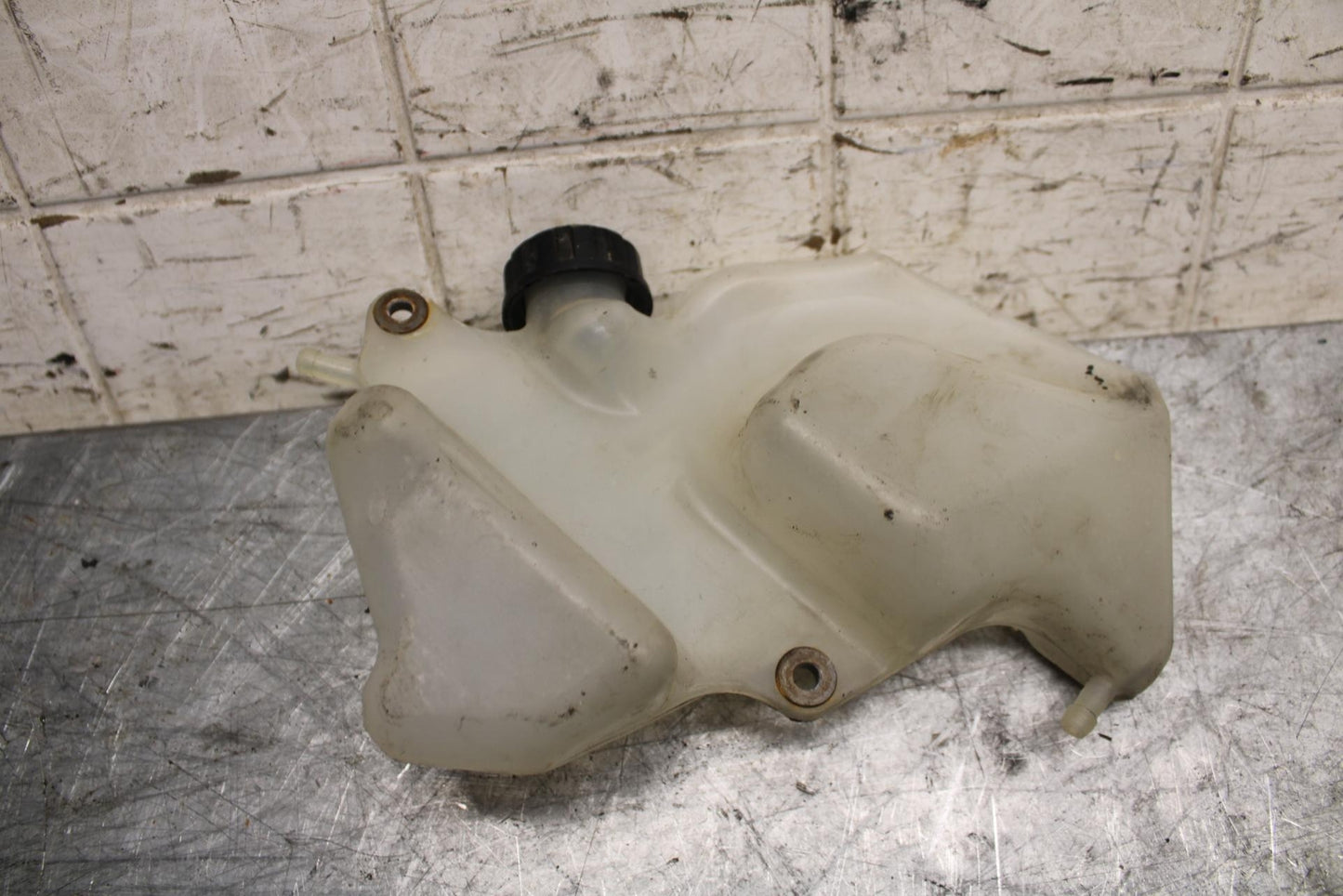 2009 Kawasaki Ninja ZX6R ZX600R COOLANT WATER TANK RESERVOIR BOTTLE BB538