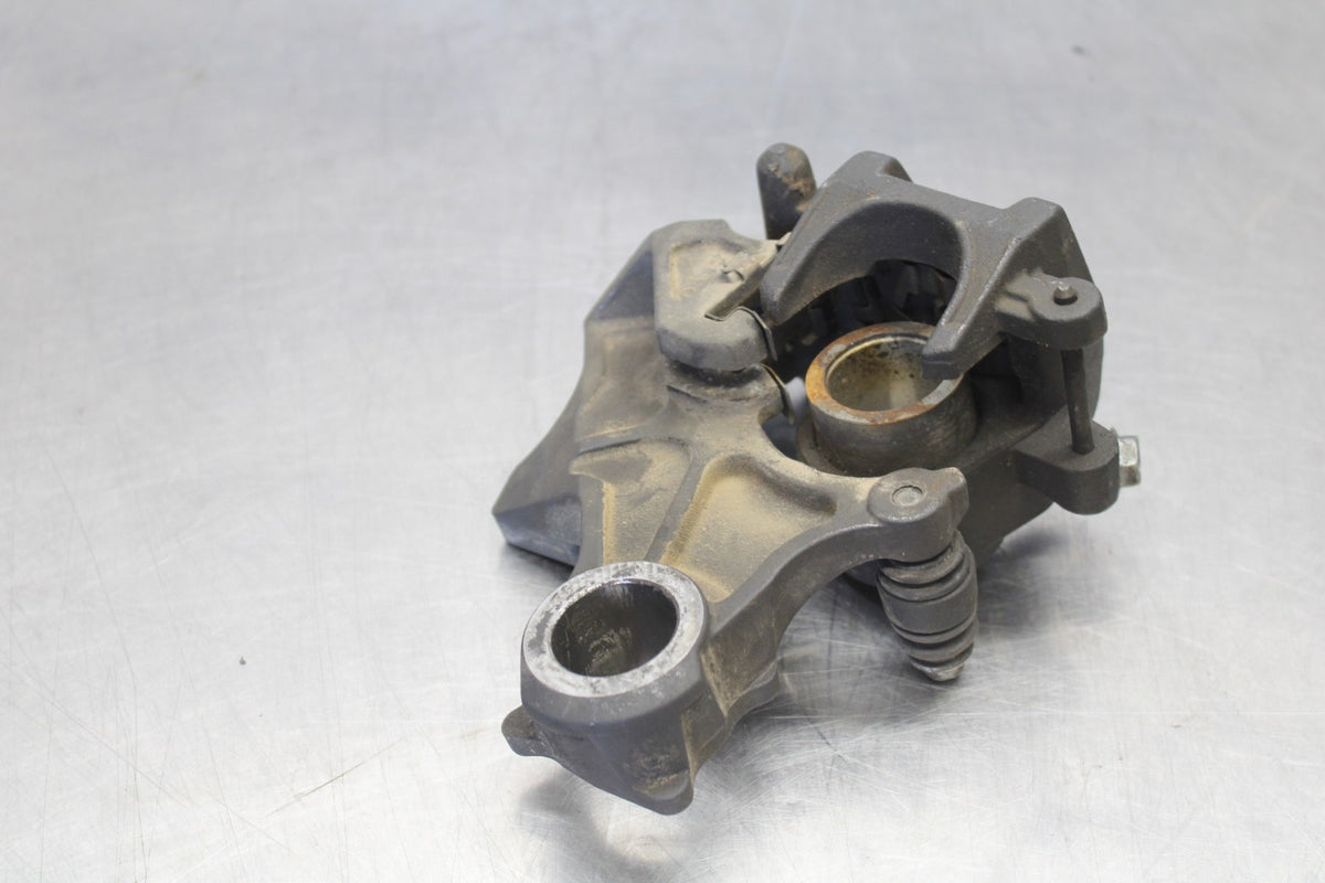 06-07 SUZUKI GSXR600 REAR BACK BRAKE CALIPER W MOUNT BRACKET BB836