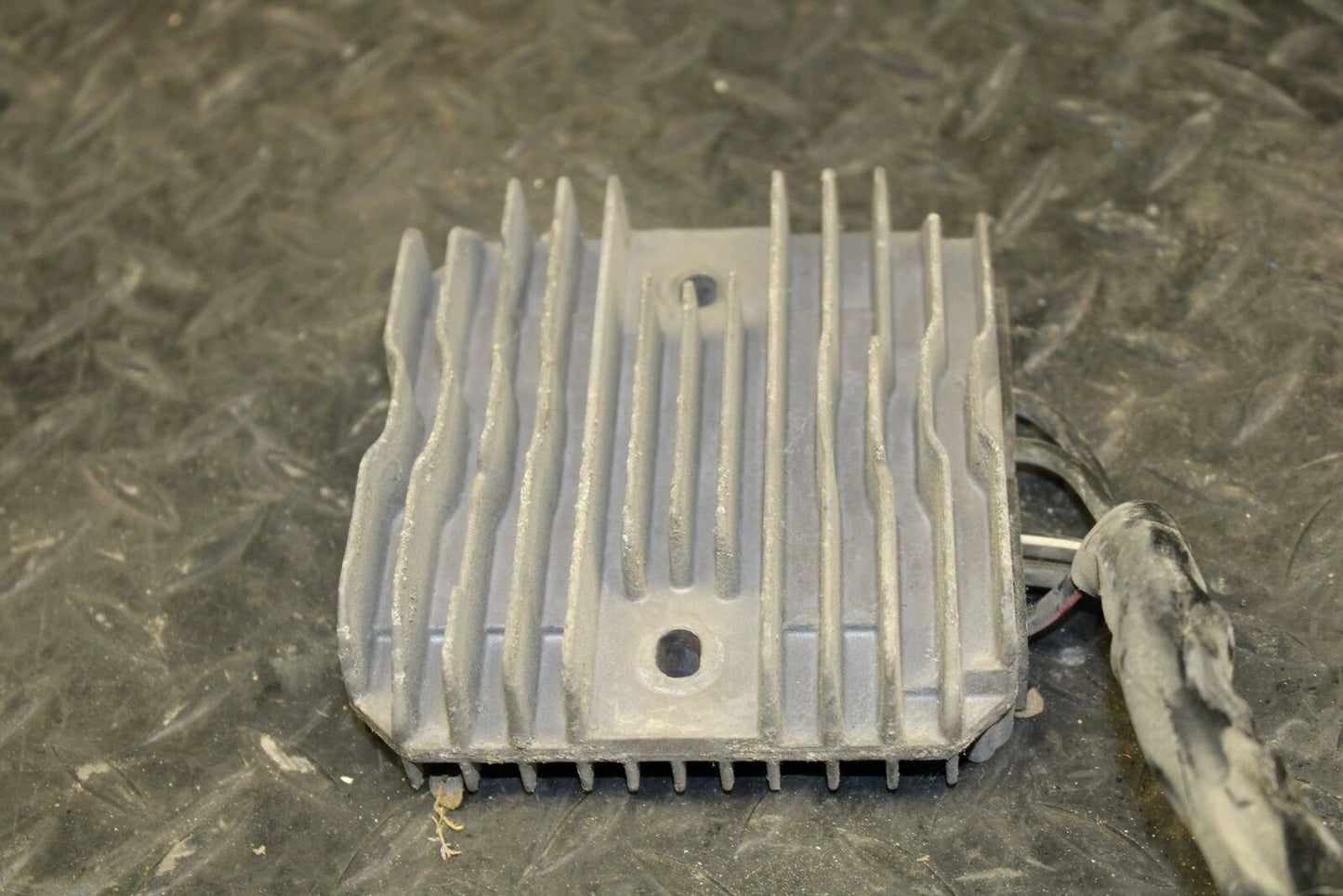07 SUZUKI BURGMAN 650 RECTIFIER VOLTAGE REGULATOR  BB183