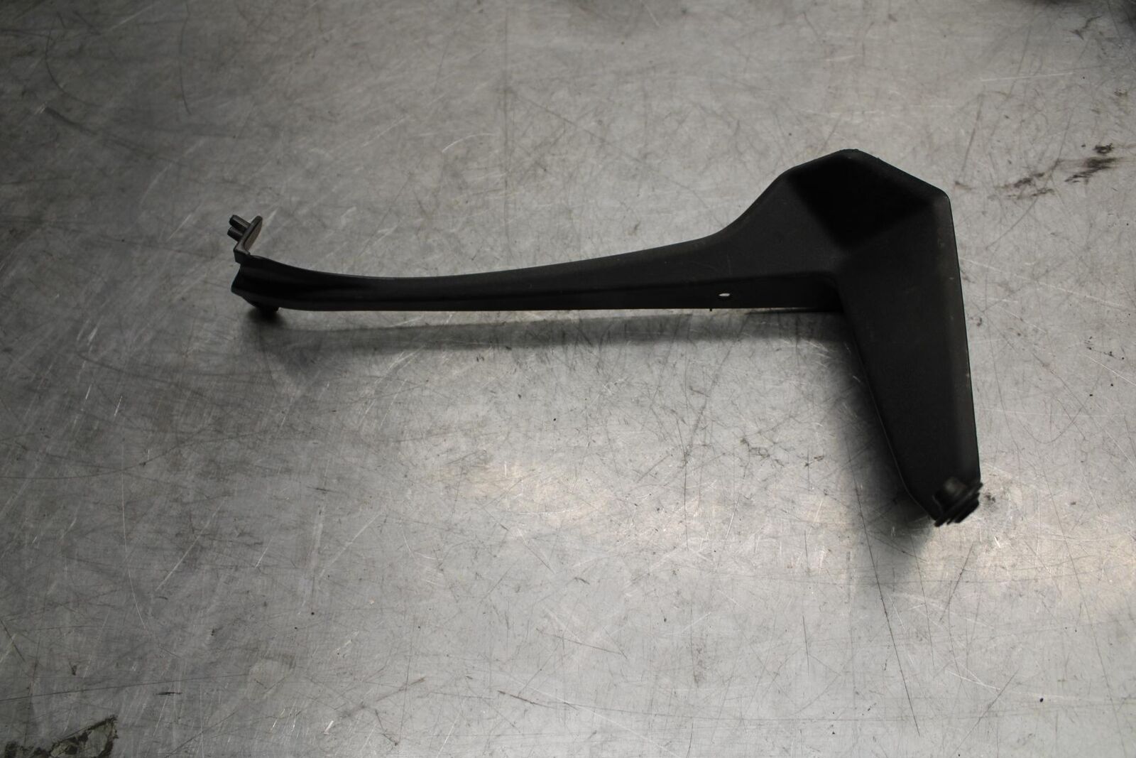 2009 Kawasaki Ninja ZX6R ZX600R  INNER FAIRINGS COWLS PANELS TRIMS BB548