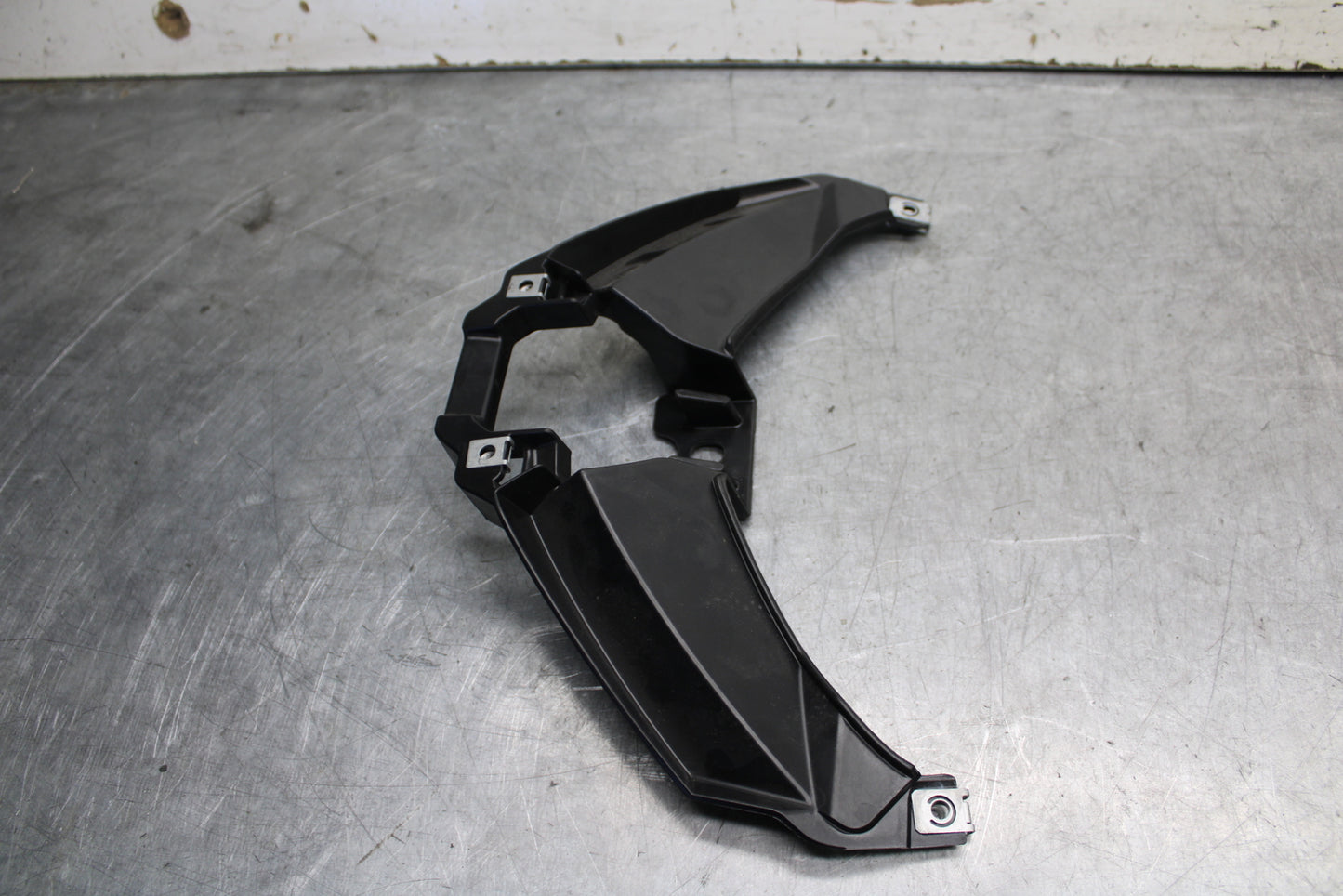 20-23 APRILIA RS660 INNER CENTER REAR BACK TAIL FAIRING COWL BB667