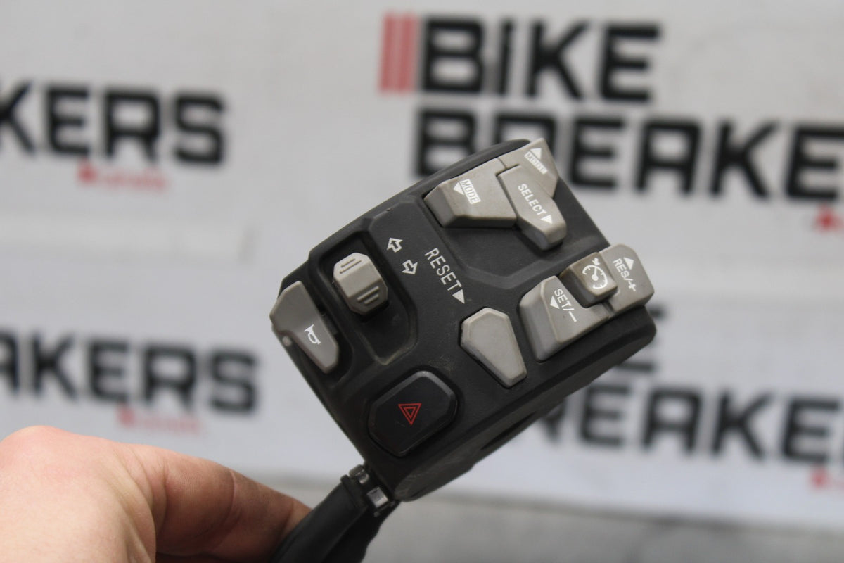 25 KAWASAKI Z900 LEFT CLIP ON HANDLE HORN SIGNALS SWITCH SWITCHES BB928