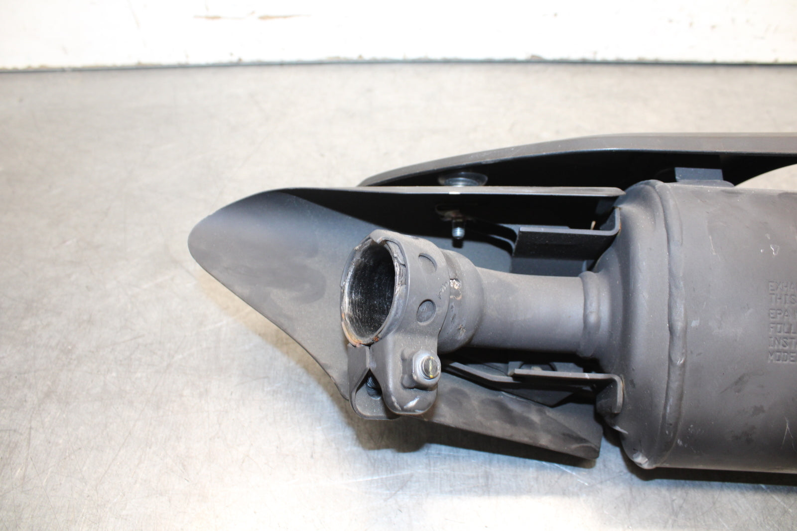 15-17 YAMAHA YZF R3 EXHAUST PIPE MUFFLER SLIP ON CAN SILENCER BB651
