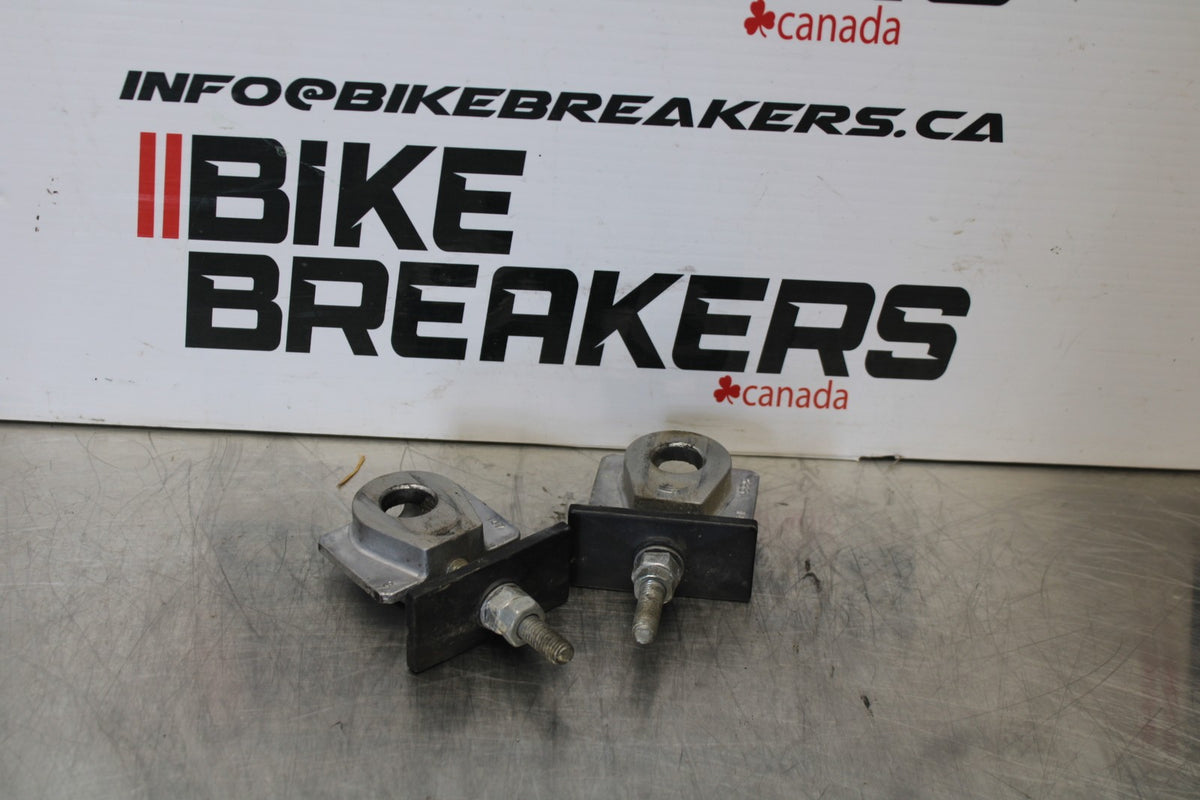 13-17 KAWASAKI NINJA 300 EX300 SWINGARM CHAIN ADJUSTMENT BRACKETS BB189