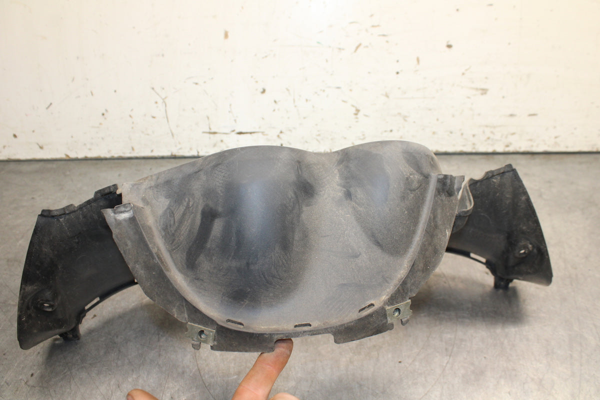 96-07 YAMAHA YZF600R FRONT INNER CENTER COWL FAIRING  BB746