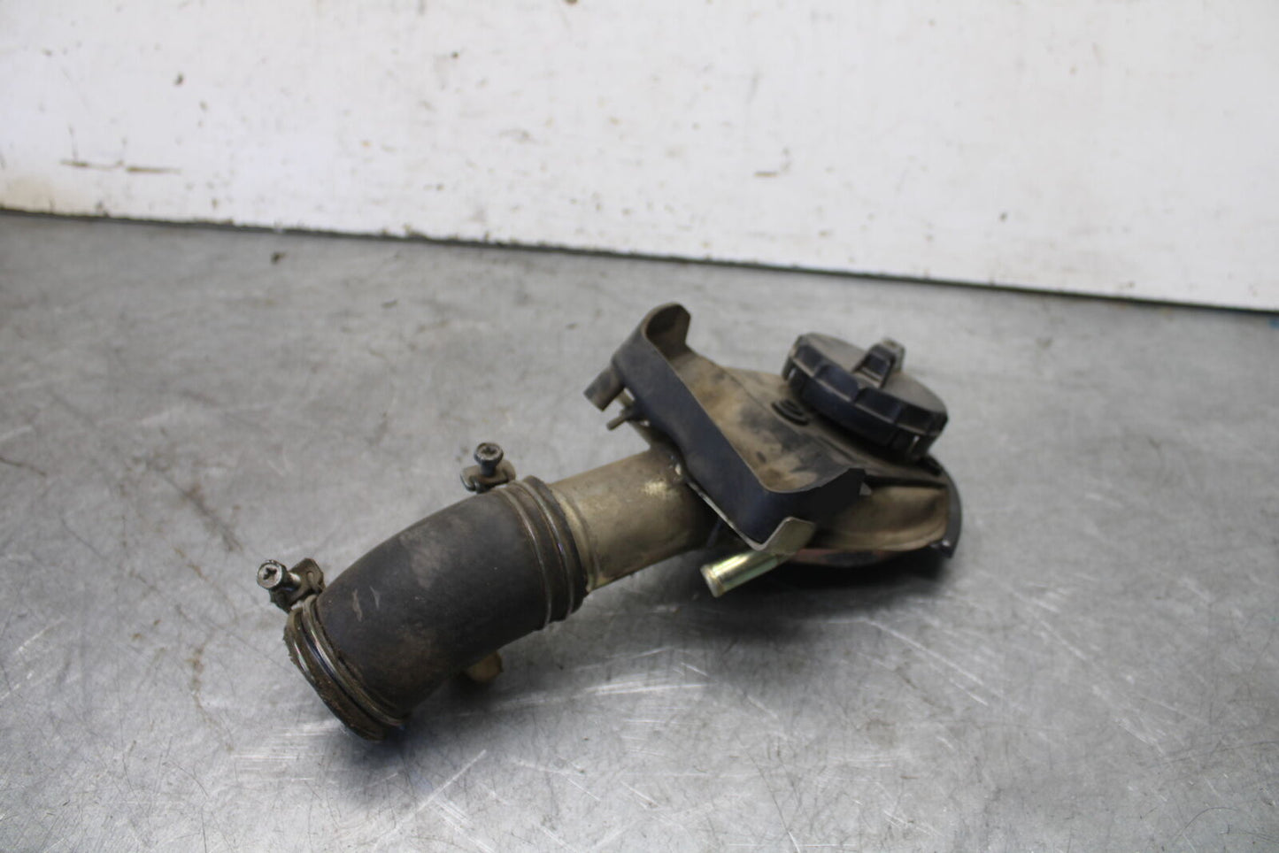 05-09 SUZUKI BOULEVARD C90 FUEL TANK GAS CAP BB692