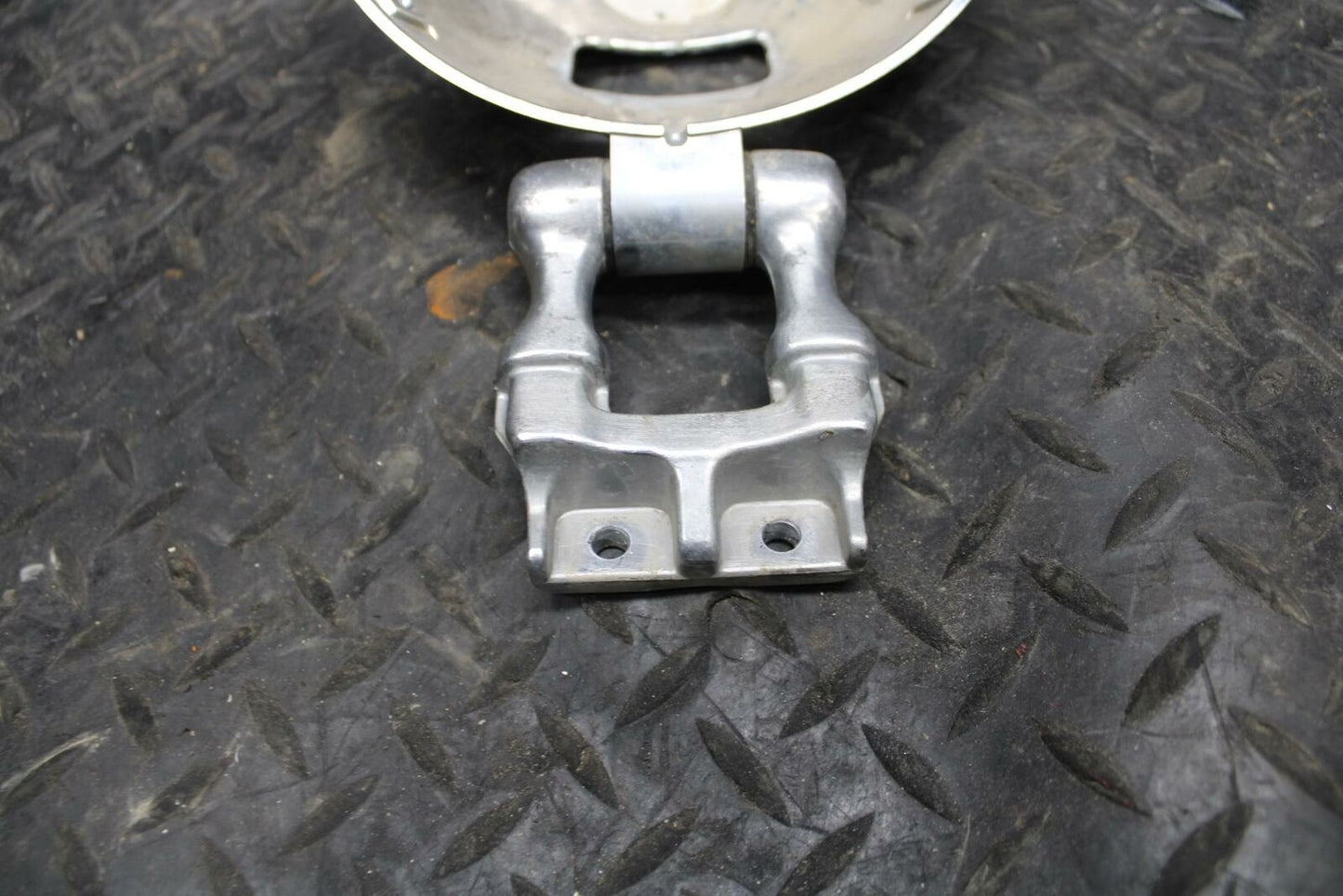 84-85 YAMAHA VIRAGO 1000 HEADLIGHT CASE HOUSING BUCKET BB173