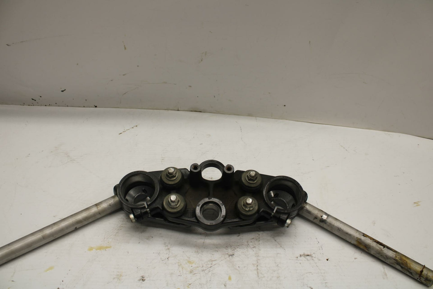00-07 SUZUKI HAYABUSA FORKS UPPER TRIPLE TREE CLAMP  BB281