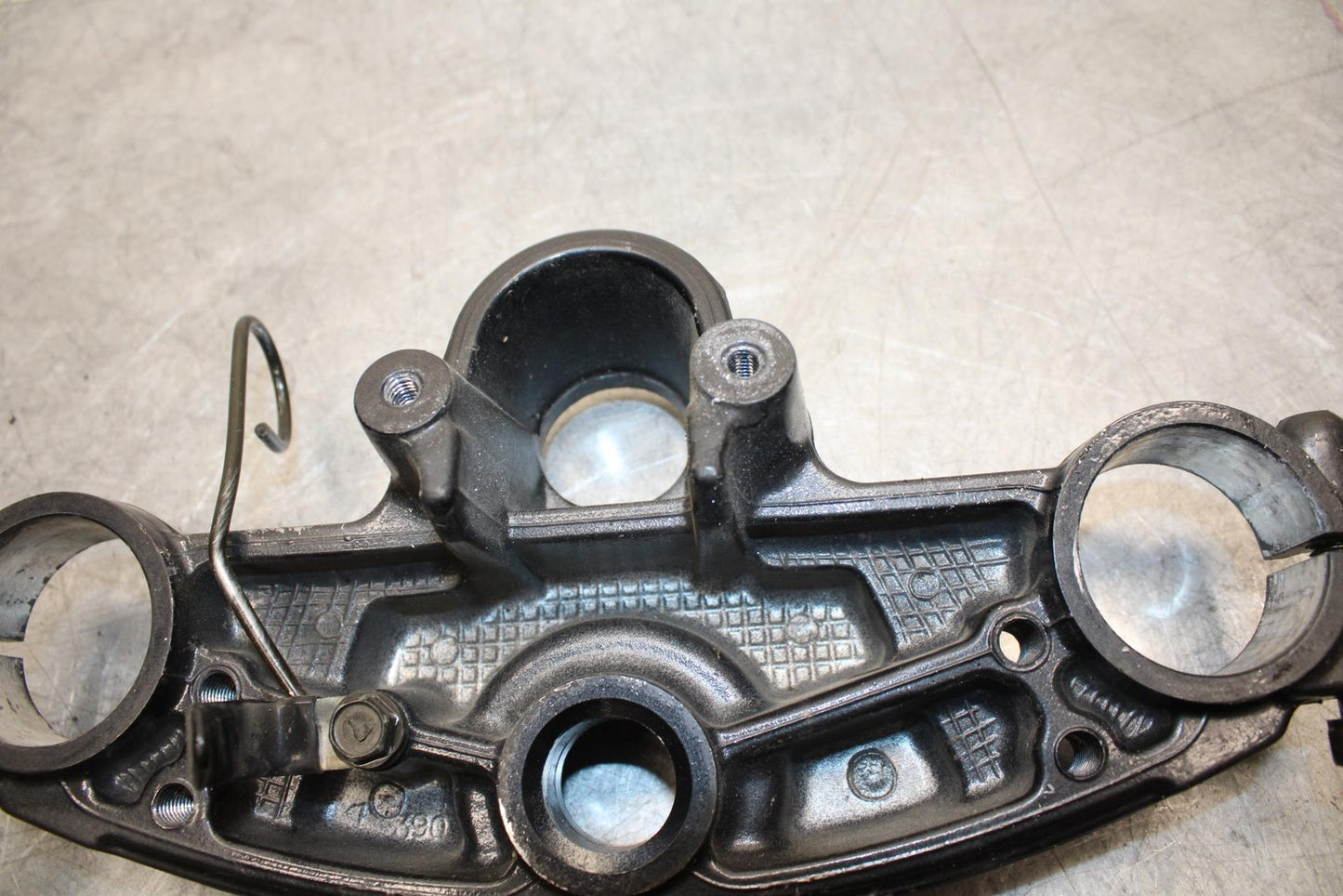 2001 Kawasaki Ninja ZX6 ZX600E FORKS UPPER TRIPLE TREE CLAMP BB547