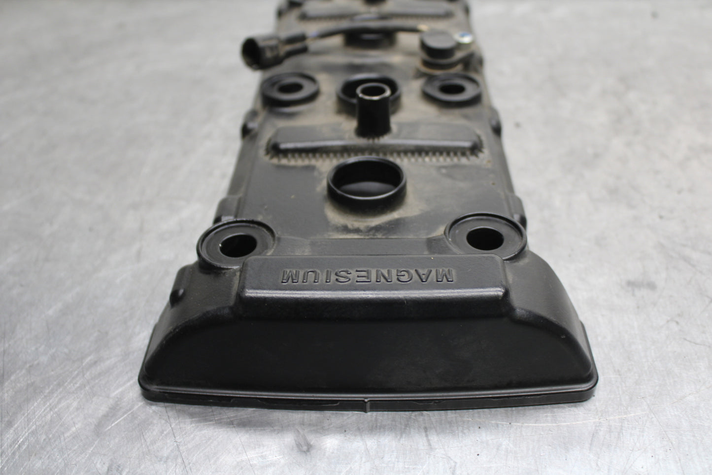 08-10 SUZUKI GSXR750 ENGINE TOP END CYLINDER HEAD COVER BB119