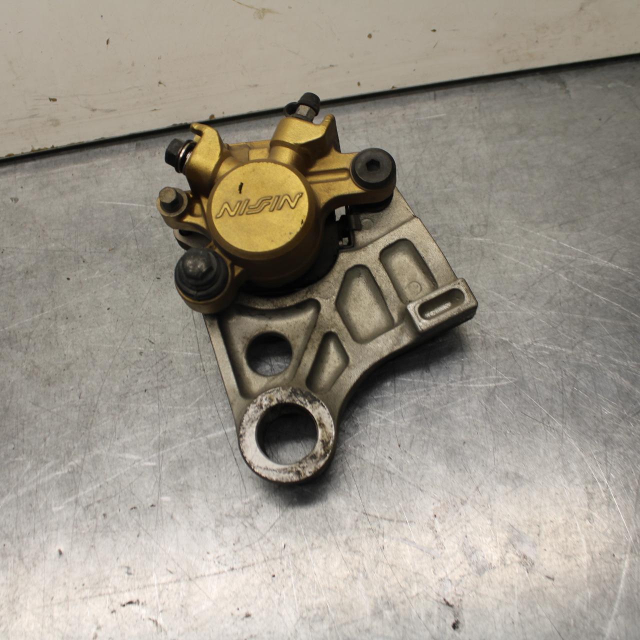03-04 HONDA CBR600RR REAR  BRAKE CALIPER W MOUNT BRACKET 43150-MEE-006 BB614