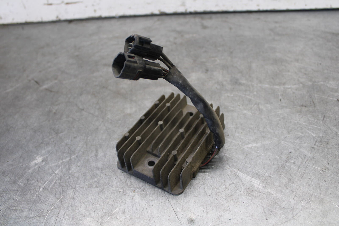 05-09 SUZUKI BOULEVARD C90 RECTIFIER VOLTAGE REGULATOR BB692