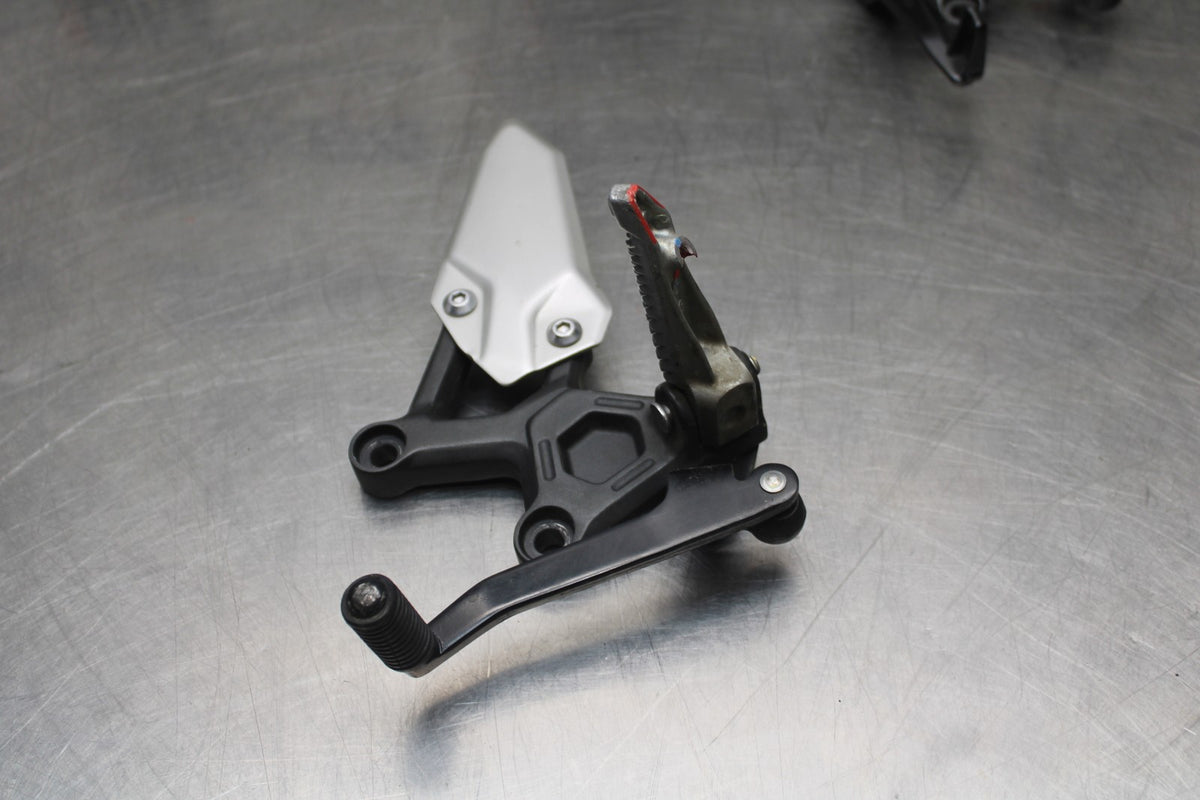 23-24 KAWASAKI ZX4R ZX 4RR ZX 4 RR ZX4 RR RIGHT LEFT REARSETS REAR SET BB827