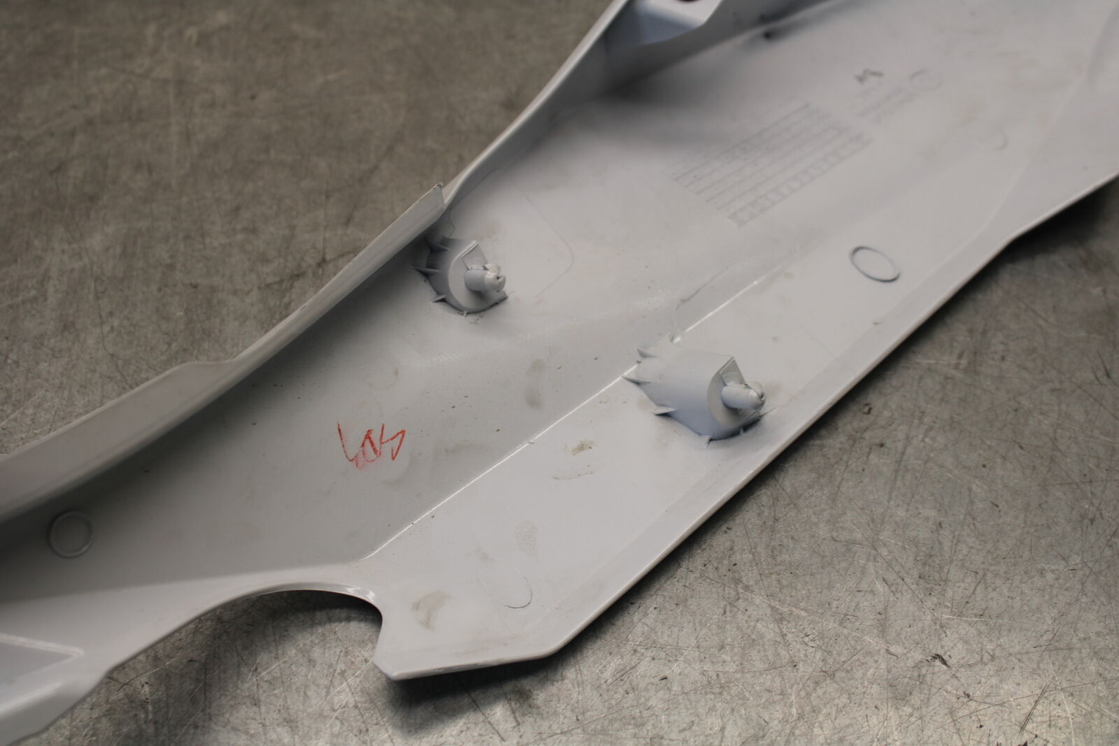 18-23 KAWASAKI NINJA 400 RIGHT REAR BACK TAIL FAIRING COWL SHROUD BB660